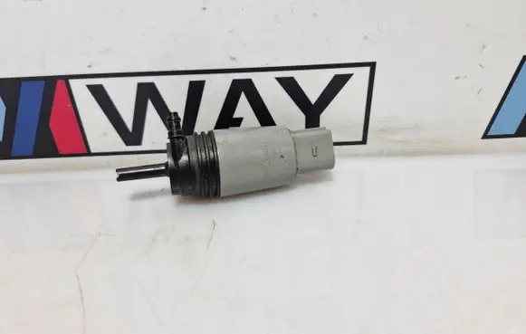 BMW 3 F30 F35 F31 Windscreen/windshield washer pump