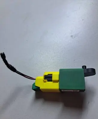 Seat Alhambra (Mk2) Airbag deployment crash/impact sensor 8K0973323s 09711 00711
