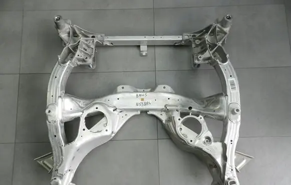 BMW 5 F10 F11 Front subframe 6796693 6789741