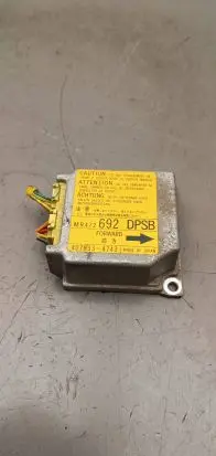 Mitsubishi Space Wagon Airbag control unit/module MR472692 4079334743 M692A028200060