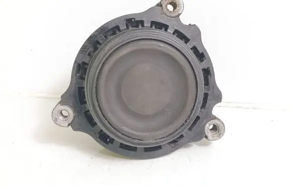 BMW 1 F20 F21 Engine mount bracket 6854252