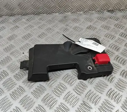 Volvo XC90 Battery box tray cover/lid 31652061
