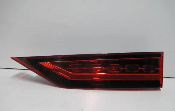 Volvo V60 Tailgate rear/tail lights 32228905