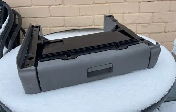 Volkswagen Touran I Front trunk storage compartment 1T0881580D