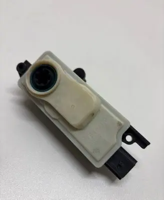 Ford Mustang Mach-E Air flap motor/actuator LJ9B8476AD MAGS0307D07 443102029