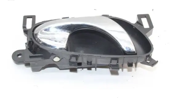 Nissan X-Trail T32 Front door interior handle