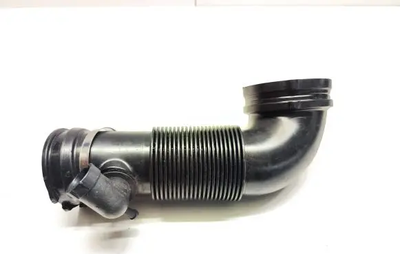 Audi Q5 SQ5 Air intake duct part 06l129629f