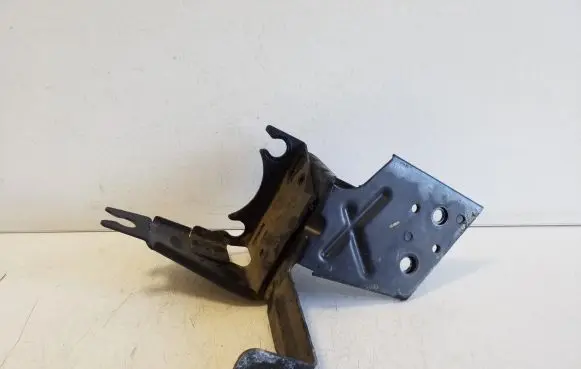 Volkswagen Polo V 6R ABS pump bracket 6R2614235B