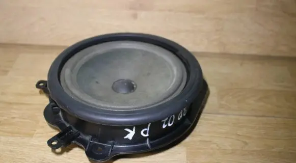 Audi A3 S3 8P Front door speaker 7606500214