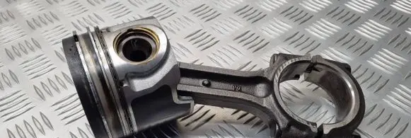 KIA Carnival Piston with connecting rod