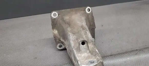 Mercedes-Benz E W210 Engine mounting bracket 1112230904