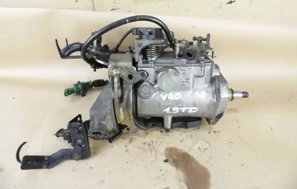 Volvo S40, V40 Fuel injection high pressure pump R84433034A 523144 F80LTN03