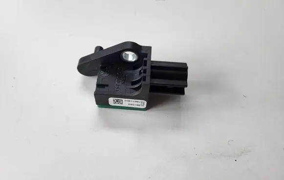 Volkswagen Tiguan Airbag deployment crash/impact sensor