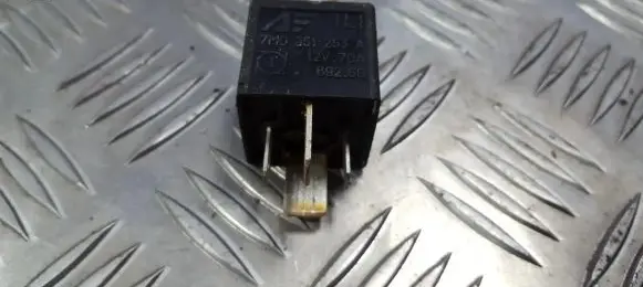 Volkswagen Golf IV Other relay 7m0951253a