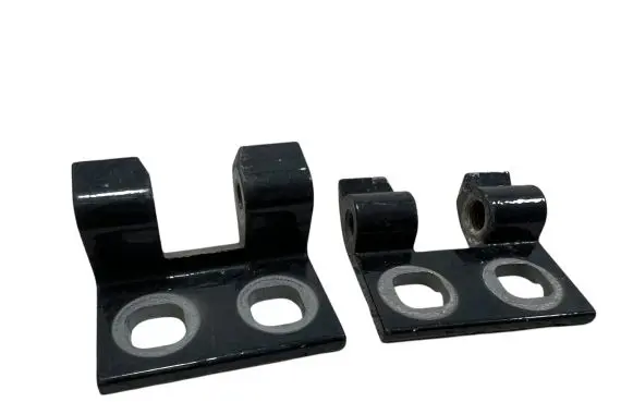 Rear door hinge set