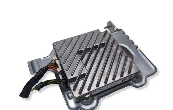 Chrysler Pacifica Sound amplifier 68207344AG 36670J