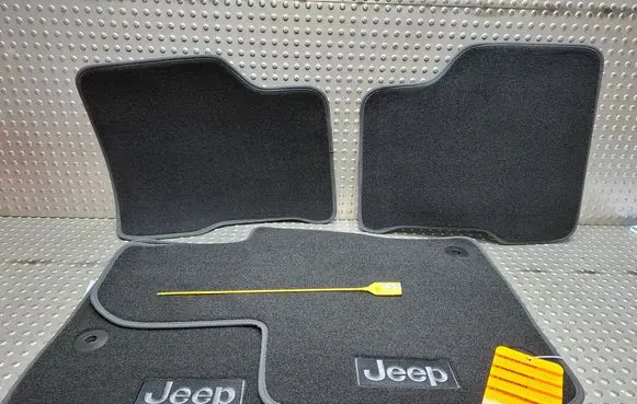 Jeep Compass Car floor mat set 82214652AB