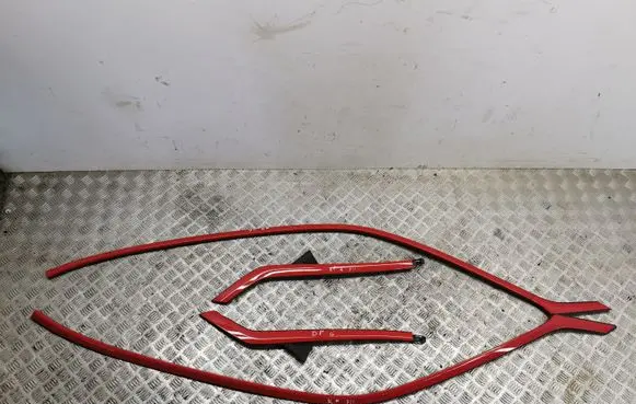 Opel Mokka B Windshield trim 9834916880 9834916780