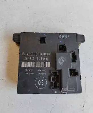 Mercedes-Benz E W212 Door control unit/module 2118201526 356805