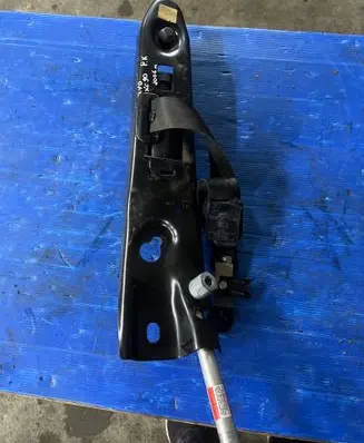 Volvo XC90 Front seatbelt 6008818