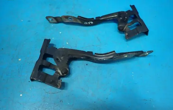 KIA Rio Engine bonnet/hood hinges