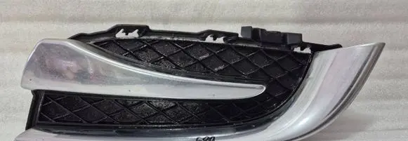 Jaguar XF X250 Front bumper lower grill