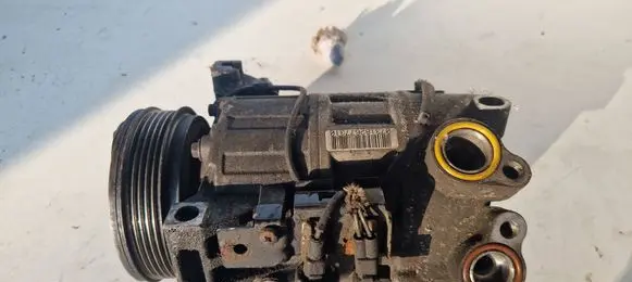Volvo V70 Air conditioning (A/C) compressor (pump) 31291135 P31291135