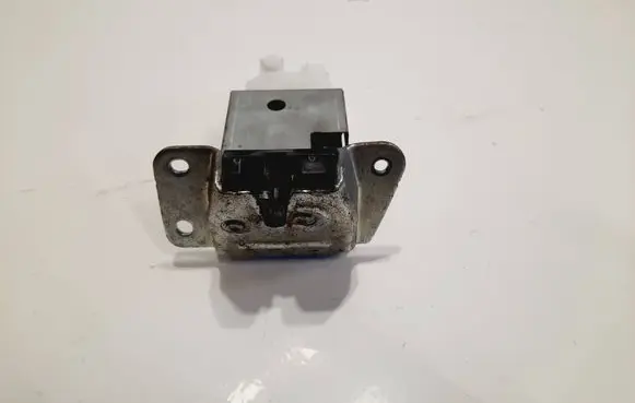 Mitsubishi Grandis Tailgate/trunk/boot lock/catch/latch