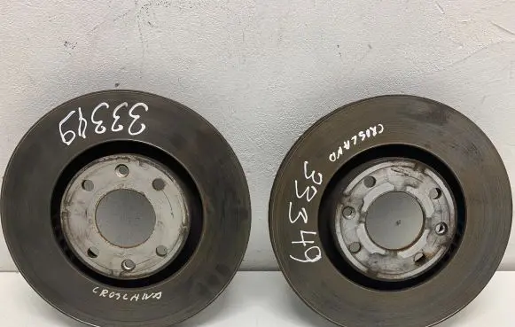 Opel Crossland X Front brake disc