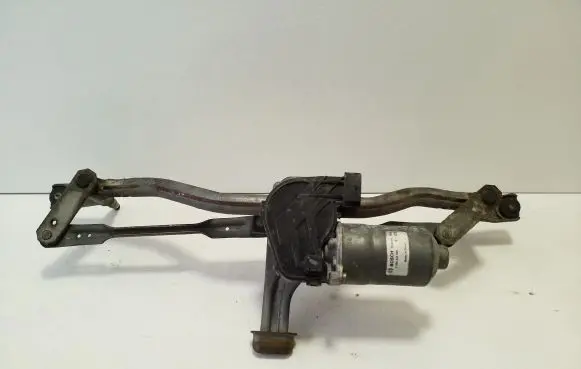 Renault Trafic III (X82) Front wiper linkage and motor 0390243508 3397021666 288004907R
