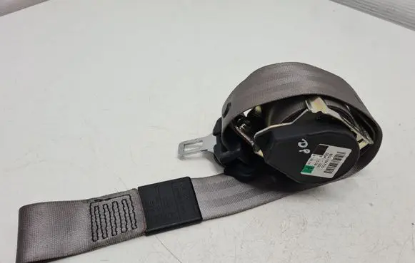 Audi A3 S3 8P Front seatbelt 8P3857706B 602134700