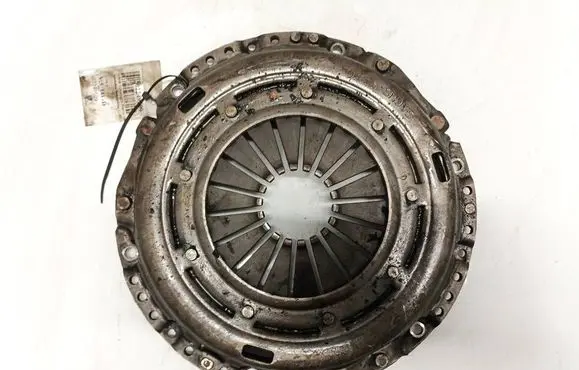 Volkswagen Touran I Pressure plate 03g141025b 64063082313713