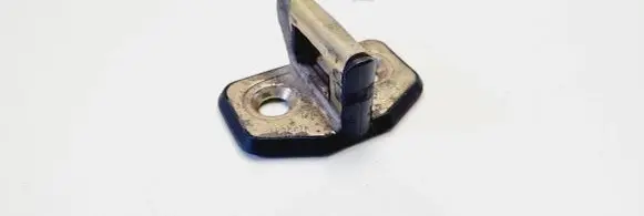 Volvo S70 V70 V70 XC Rear door lock loop/hook striker 9152664