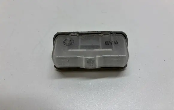 Lexus RX 450H Number plate light A045053