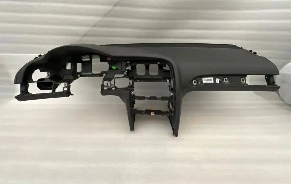 Audi A6 S6 C6 4F Dashboard 4F1858005B 4f1880204G