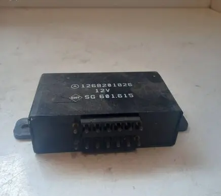 Mercedes-Benz E W124 Seat control module 1268201826 SG601615