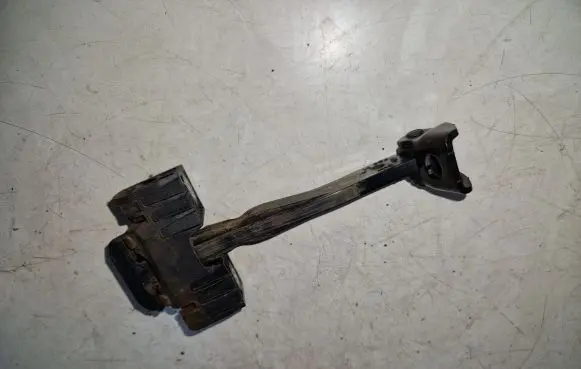 BMW 3 F30 F35 F31 Front door check strap stopper 7311340
