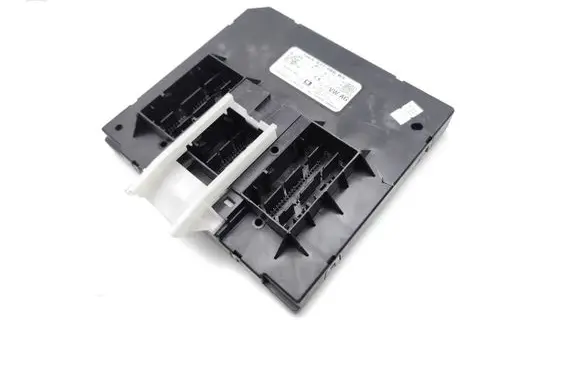 Audi A3 8Y Central body control module 5WA937086BS F005V04474
