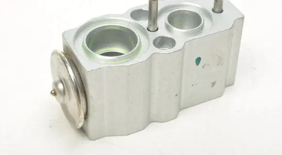 Air conditioning (A/C) expansion valve