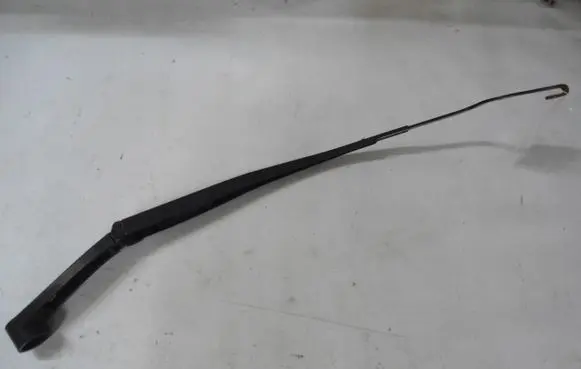 Hyundai Veloster Front wiper blade arm