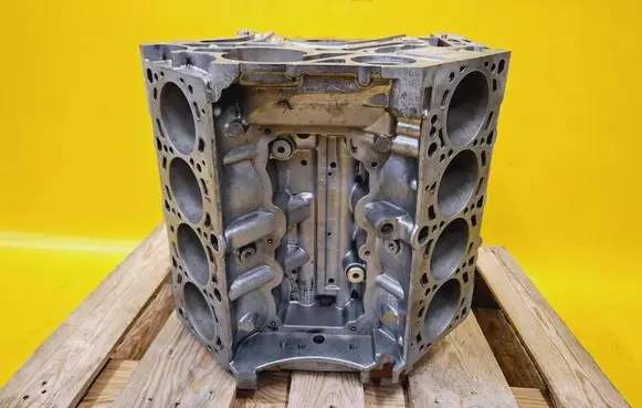 Audi A8 S8 D3 4E Engine block BFL