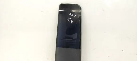 Rear vent window glass