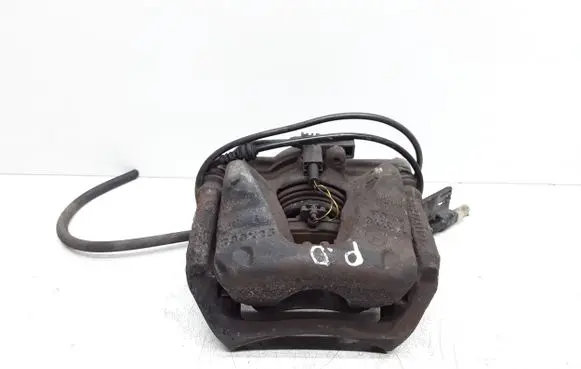 Mercedes-Benz A W176 Front brake caliper