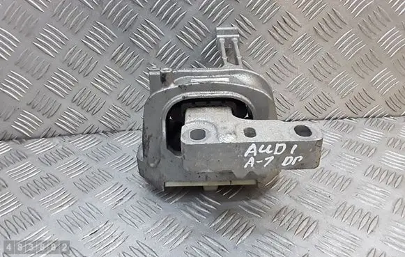 Engine mount bracket