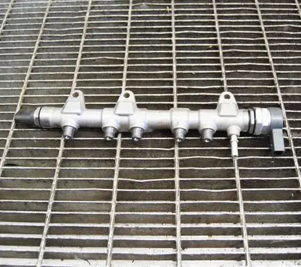 BMW X1 F48 F49 Fuel main line pipe 8514154 0445214315