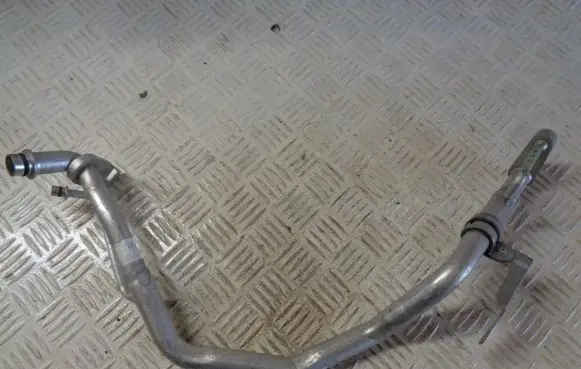 Nissan Note (E12) Air conditioning (A/C) pipe/hose