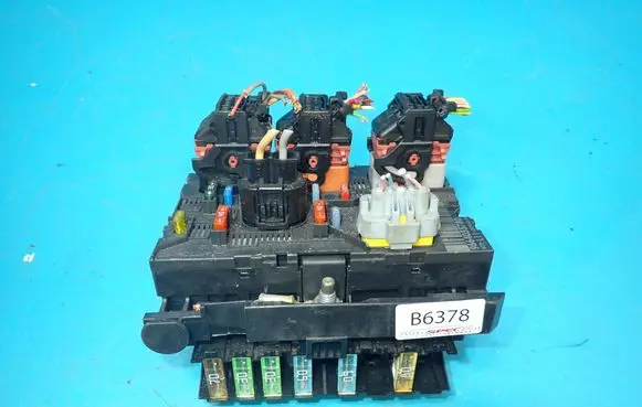 Peugeot 207 BSM Control unit 9664055780