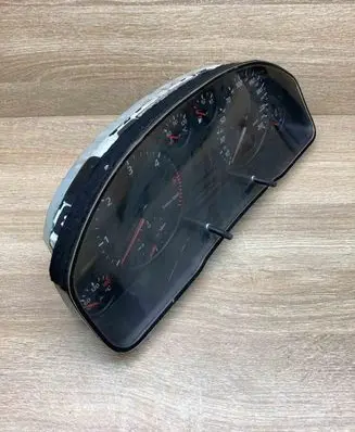 Audi A6 S6 C5 4B Speedometer (instrument cluster) 4B0919860E VD110249