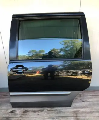 Mazda MPV II LW Side sliding door 
