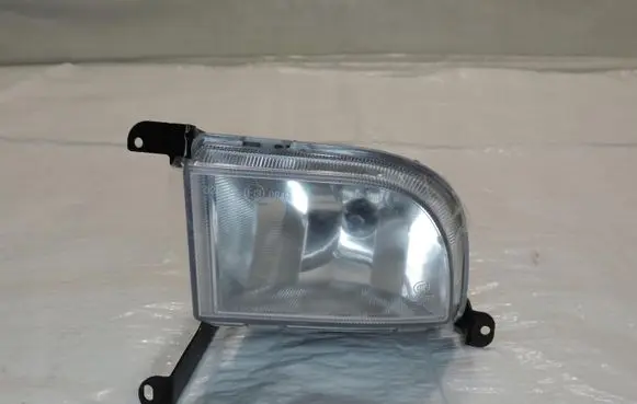Chevrolet Nubira Front fog light 39120885